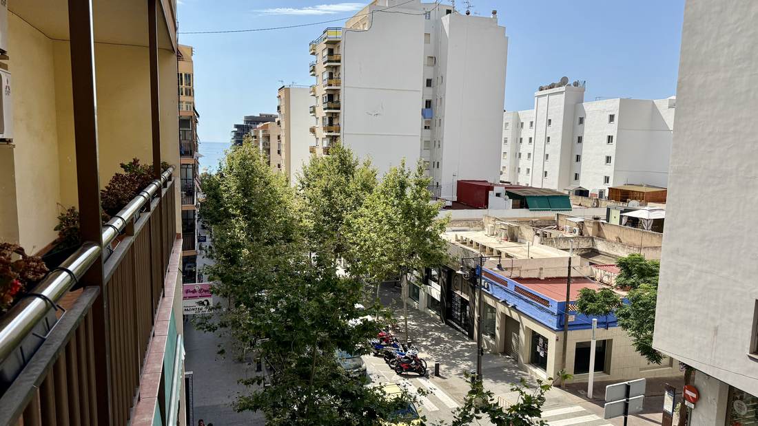 Vistas a la avenida desde el balcón